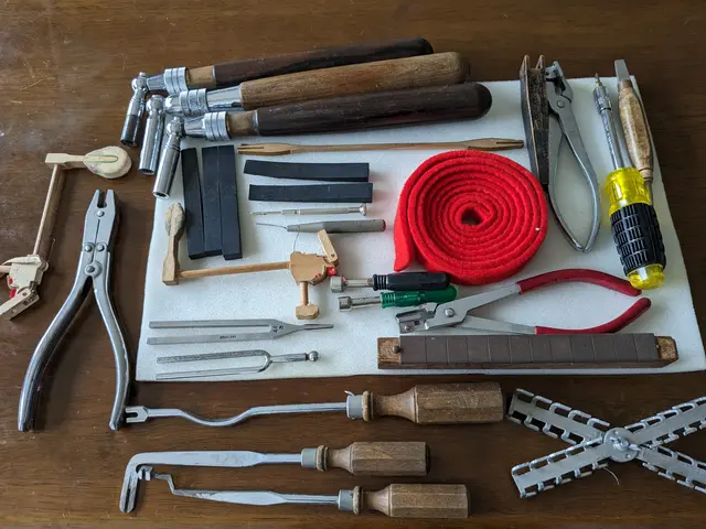 【大手業歴40年の実績】芦屋神戸市中心・ピアノ調律◎親切丁寧に古いピアノも歓迎サービスの画像