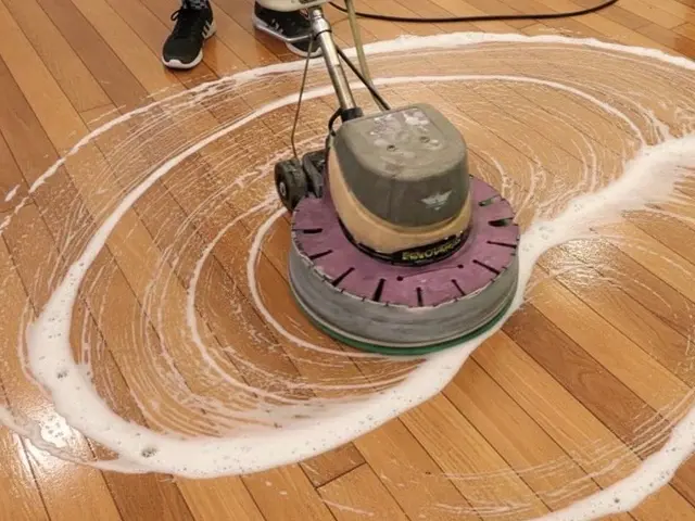 ◎25年の実績【お掃除のプロ集団】汚れ・黒ずみ徹底除去！輝く光沢で清潔感アップサービスの画像