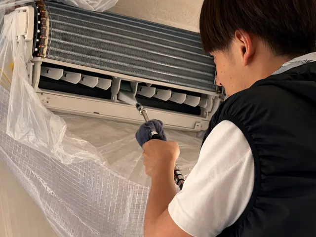 3月新出店◎｜現役大学生の私がお伺いします☆｜安心なエアコンクリーニング専門店サービスの画像