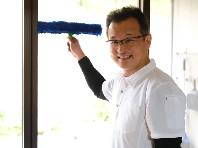 ★新春企画！★窓清掃掃き出し窓5,500円→4,000円★サービスの画像