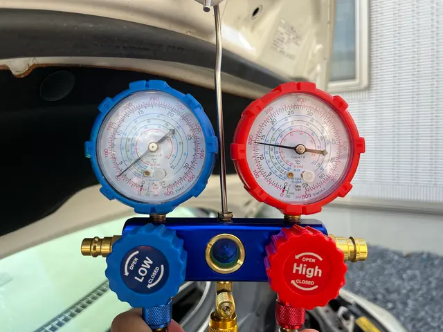 ガス補充だけじゃない！無料簡易診断つきで安心サポート【今だけ、簡易診断2台】サービスの画像