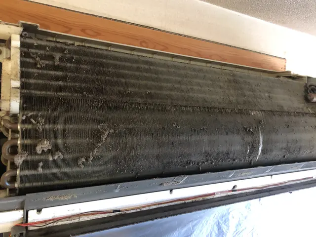 ◉年間実績1,500台以上◉エアコンスクールも運営しているクリーニング専門店サービスの画像