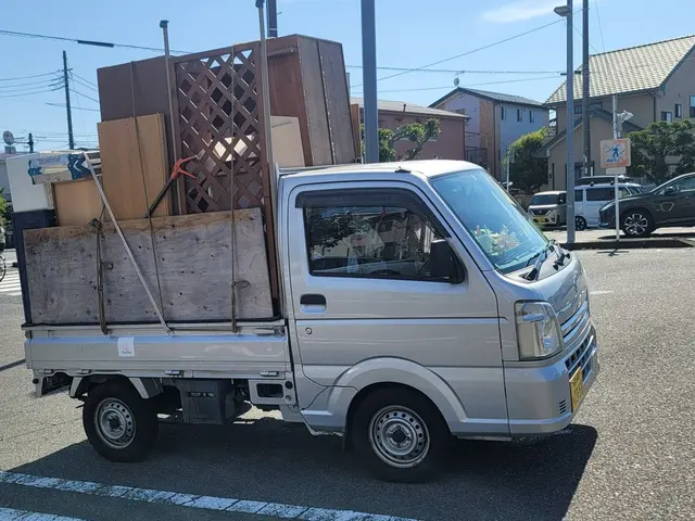 大きい物でも、回収可能です。処分に困った物は相談ください！解決させます!!サービスの画像