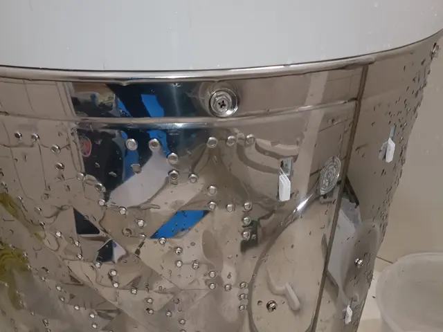 豊富な経験と知識で安心！仕上がり重視で丁寧に作業いたします！（防カビ剤使用）サービスの画像