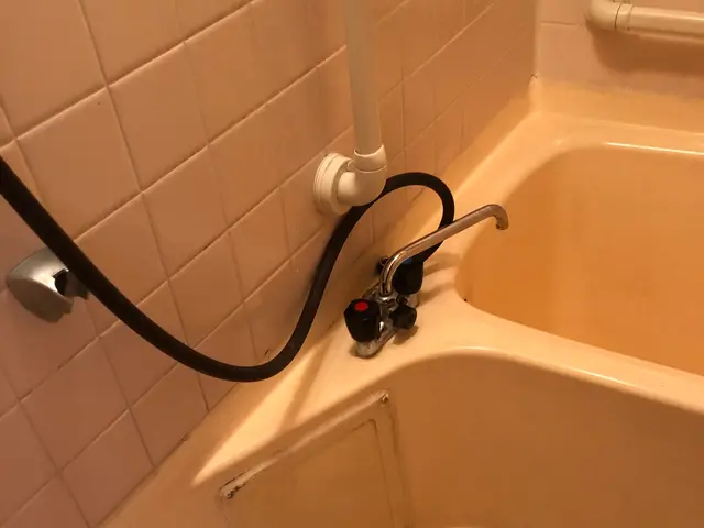 水栓交換はお任せください。水道工事30年の実績、安心の施工保証あります。サービスの画像