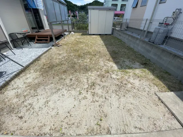 【一度綺麗に！】夏に伸びた草をスッキリさせて冬を迎えましょう！サービスの画像