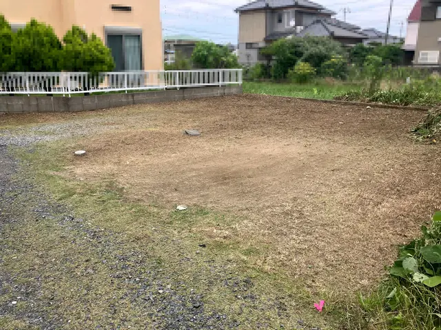 【草刈り】 お役に立てるよう頑張ります！《女性スタッフ活躍中！》サービスの画像