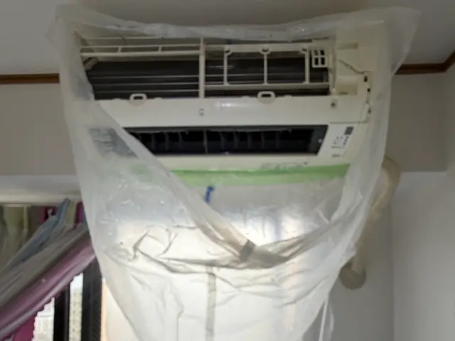 失敗したくない方へ◎丁寧な養生＆写真報告/カビ徹底除去/3期実績/損害保険加入サービスの画像