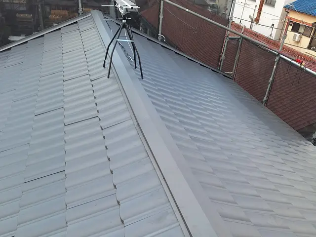 雨漏れ！汚れが目立つ！イメージを変えたい！そんな時はぜひ当社で！サービスの画像