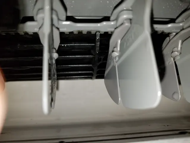 壁掛全機種対応！夫婦でお伺い！消臭抗菌無料！損害保険加入！電気工事士！サービスの画像