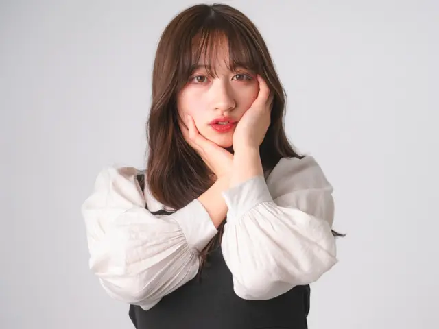 スタジオカメラマンがお好みの場所でプロフィールを撮影します♫