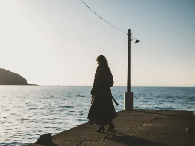 スタジオカメラマンがお好みの場所でプロフィールを撮影します♫