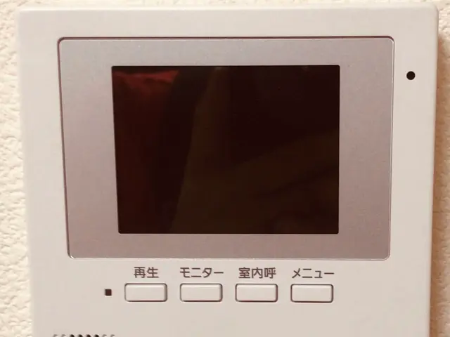 インターホン、カメラ付きモニターホン各種取り付けお任せください。サービスの画像