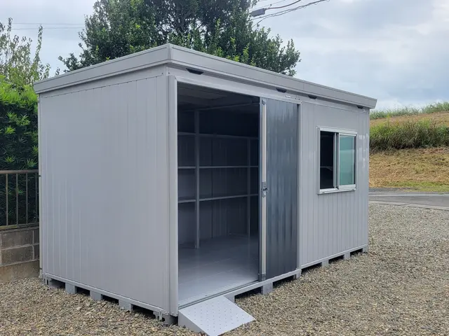 イナバ、ヨドコウ、タクボ 物置専門店ならではのプロの技術で仕上がりに自信アリ！サービスの画像