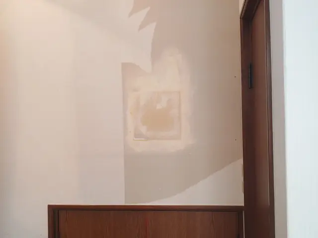 穴埋め．凹み．傷 ！ｱｸｾﾝﾄクロス 一面貼で 変わる！！サービスの画像