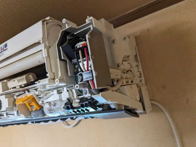 エアコン修理を承りますサービスの画像