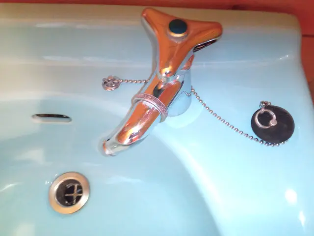 石灰化したあの水垢もお任せ下さい！サービスの画像