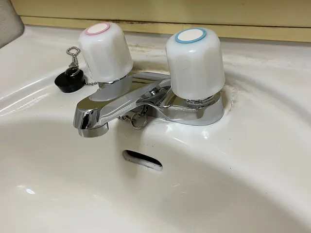 【業歴10年の経験と実績】混合栓交換取付け専門   店長の私がお伺い致します!!サービスの画像