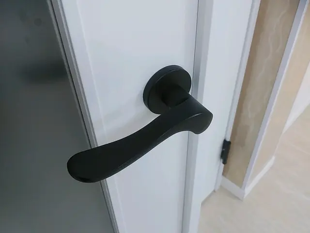 ＜実績20年＞＜年間約3000件の実績＞大手ホームセンター、量販店での施工！！サービスの画像