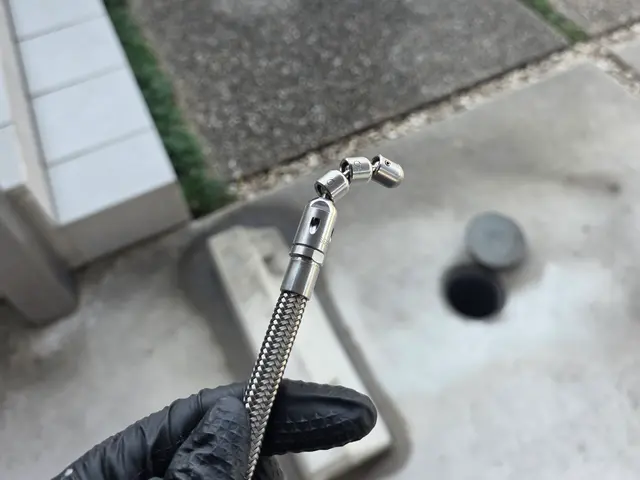 ​15年の職人技！店長榊原が世帯6千円で高圧洗浄！詰まり・異臭を外枡から一掃！サービスの画像