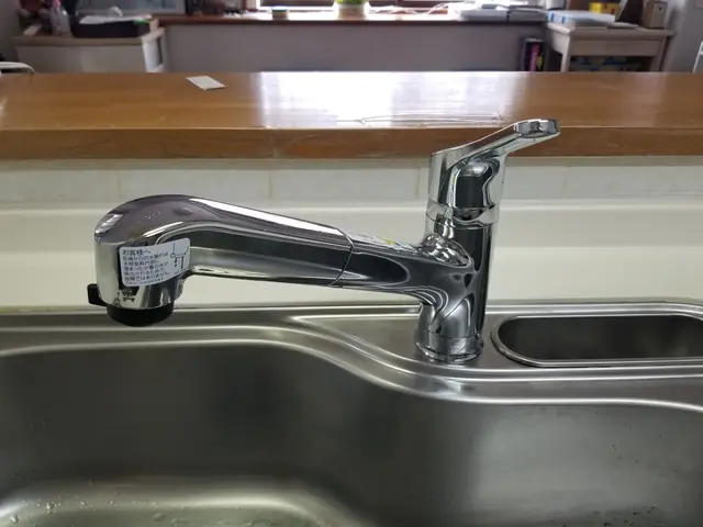 キッチン蛇口の取り換え案件サービスの画像