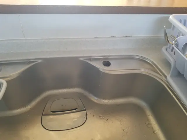 キッチン蛇口の取り換え案件サービスの画像