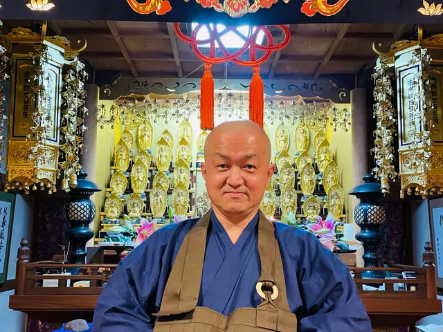 お墓の墓じまい、建立、移転等、お墓に関する仏事全般にご対応いたします。サービスの画像