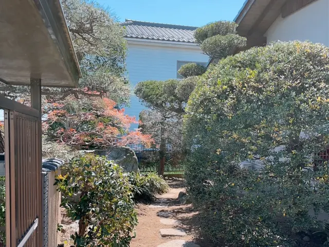 お庭で癒しの時間を過ごしましょう。サービスの画像