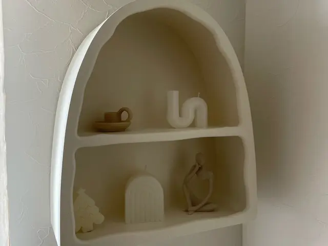 ウォールシェルフはレーザー水平器を使用して正確に設置いたしますサービスの画像