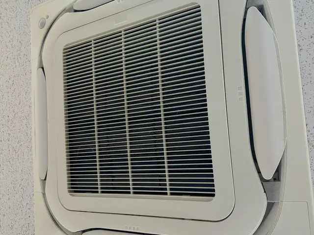 エアコンクリーニングはオリコン顧客満足度５年連続１位の｢おそうじ革命｣サービスの画像