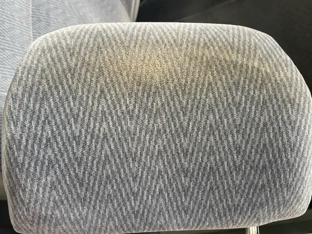 シートのみなら4000円割引！！タバコ臭や飲みこぼし汚れなどお任せください！！サービスの画像