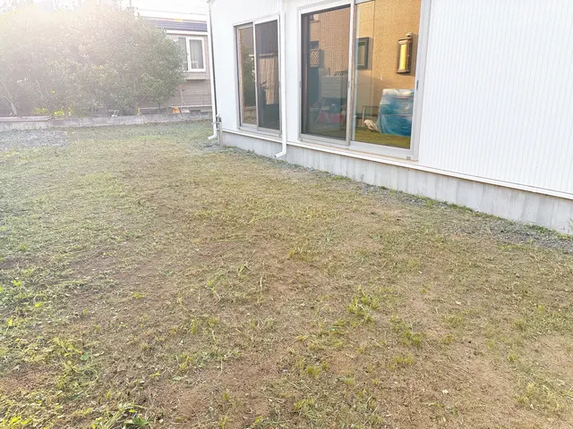 【すっきりキレイ！】迅速・丁寧な草刈りサービス！処分もおまかせ！サービスの画像