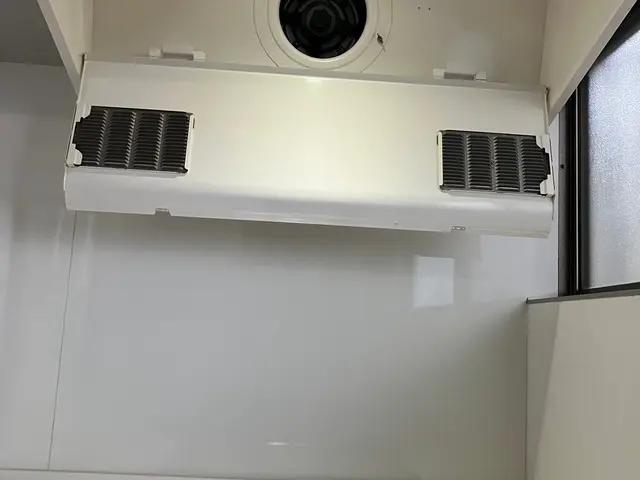 コンロの五徳やシンク回りもサービスでキレにします。サービスの画像