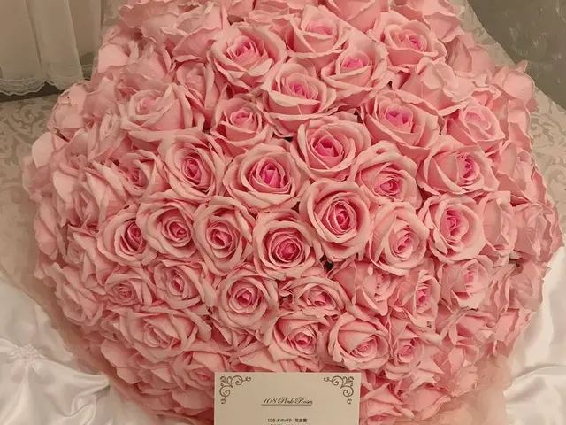 イベント会場や会社・ホテルの入口や受付などを経験豊富なプロの技術で華やかに！サービスの画像