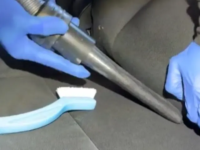 【自動車ディーラーでの勤務経験あり】当店持ち込み作業のみ対応しています！サービスの画像