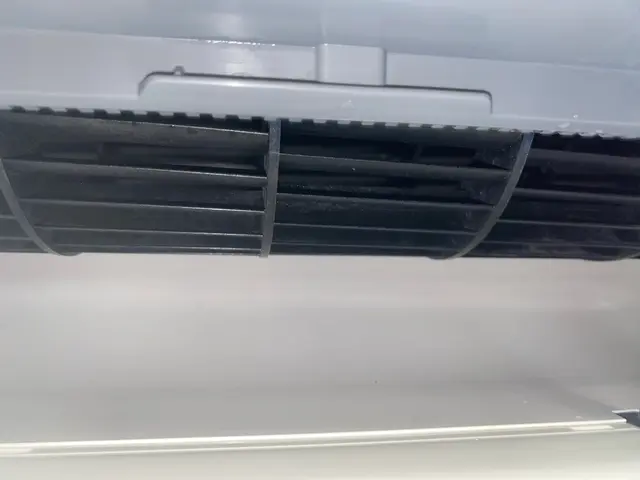 【年中無休】丁寧対応　現金PayPay支払で抗菌コート無料　エアコンクリーニングサービスの画像