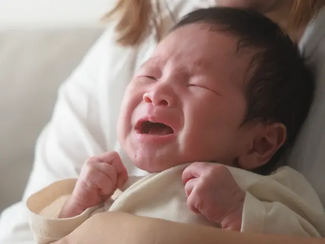 生まれたての時間を残す包まないナチュラル　ニューボンフォト