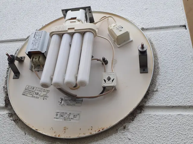 LED照明器具への交換やコンセント、スイッチなどの交換や修理もおまかせ下さいサービスの画像