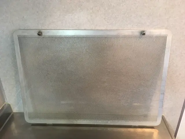 ◎笑顔で対応中◎お掃除歴14年！当社が責任持って作業いたします！サービスの画像