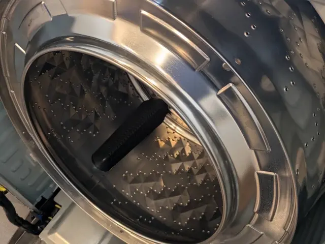 ドラム洗濯機分解洗浄☆1日1件限定！サービスの画像