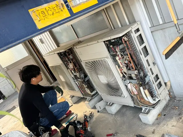 業務用店舗用エアコンサービスの画像