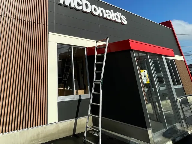 『お財布、環境に優しい！』外壁  薬品洗浄、高圧洗浄、手洗い、コーティング対応サービスの画像