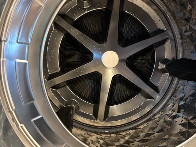 ◆期間限定値下げ3万円→2万円◆ドラム洗濯機分解清掃サービスの画像