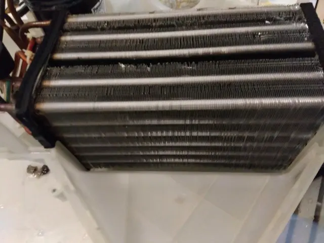 ◆SHARP専門◆ドラム式乾燥不良,U04エラーは乾燥経路清掃をお試し下さい。サービスの画像