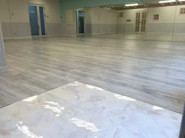 安心のフロアクリーニング♪サービスの画像