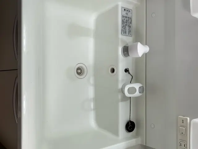 女性スタッフ同行OK！作業外注一切なし！損害保険加入済みで安心◎サービスの画像