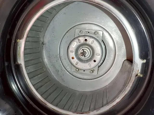 油汚れはプロにお任せ！『丁寧』をお届けします。サービスの画像