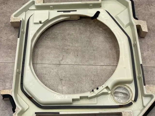 くらま安心保証！業務用エアコン丸ごと徹底クリーニング・全方向（1/2/4方向）サービスの画像