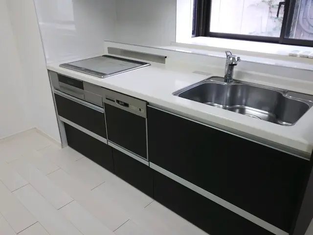 換気扇もセットで行ないます。汚キッチン·放ったらかしキッチンも、ご遠慮なく！サービスの画像