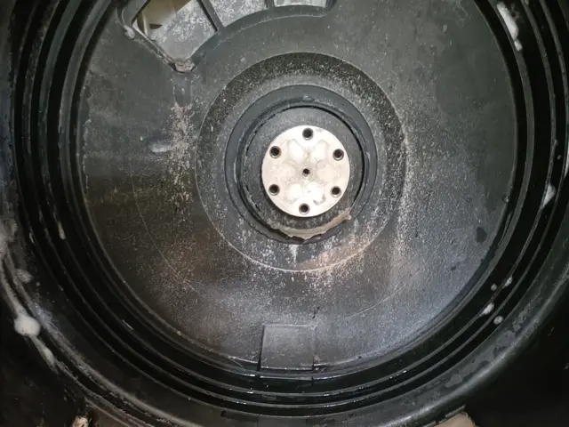 営業時間外も相談OK！完全自社スタッフによる丁寧な作業サービスの画像